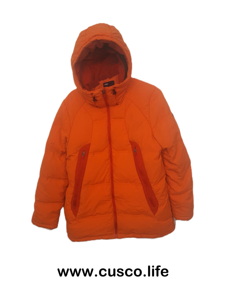Casaca Acolchada Naranja con Capucha