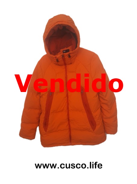 Casaca Acolchada Naranja con Capucha